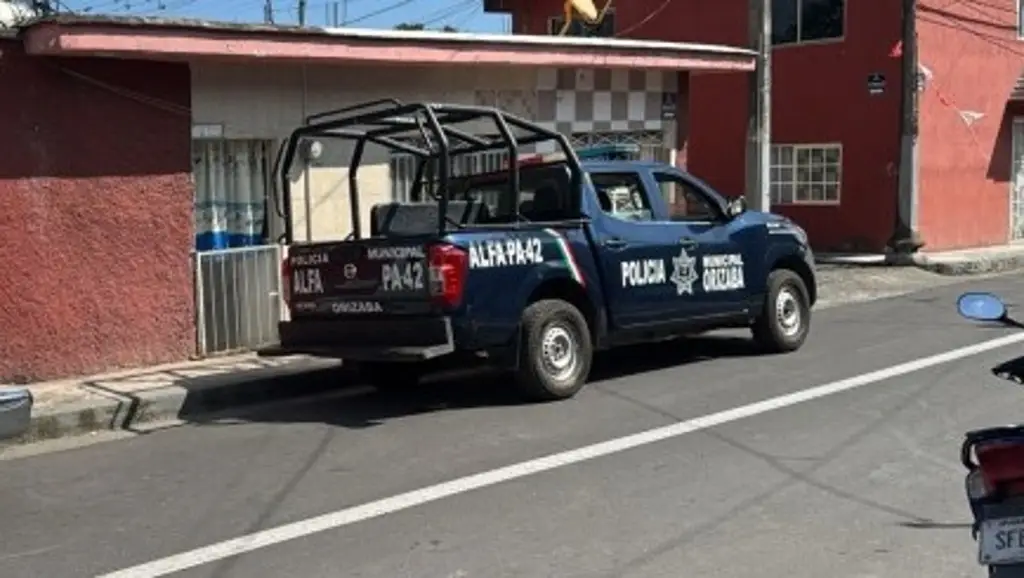 Imagen Fuerte movilización por asesinato de joven al interior de su casa 