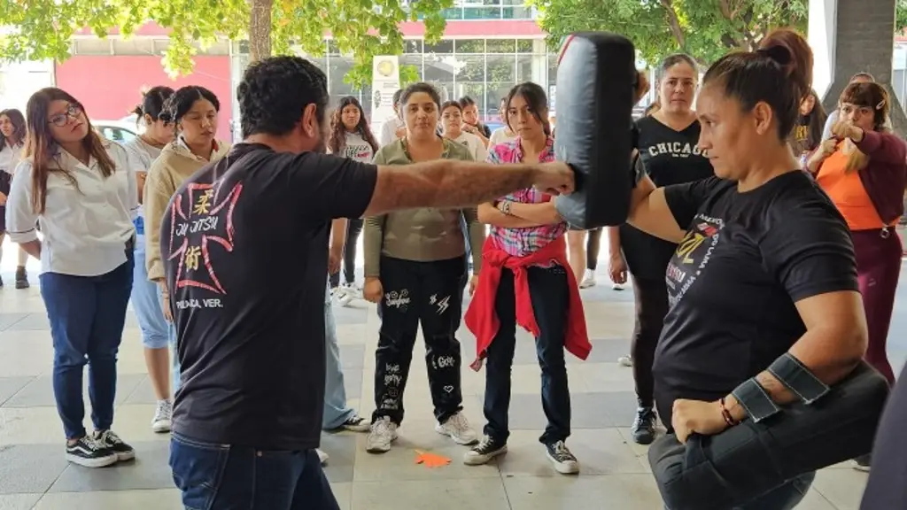 Imagen Ante inseguridad, mujeres tienen más interés en aprender defensa personal al norte de Veracruz