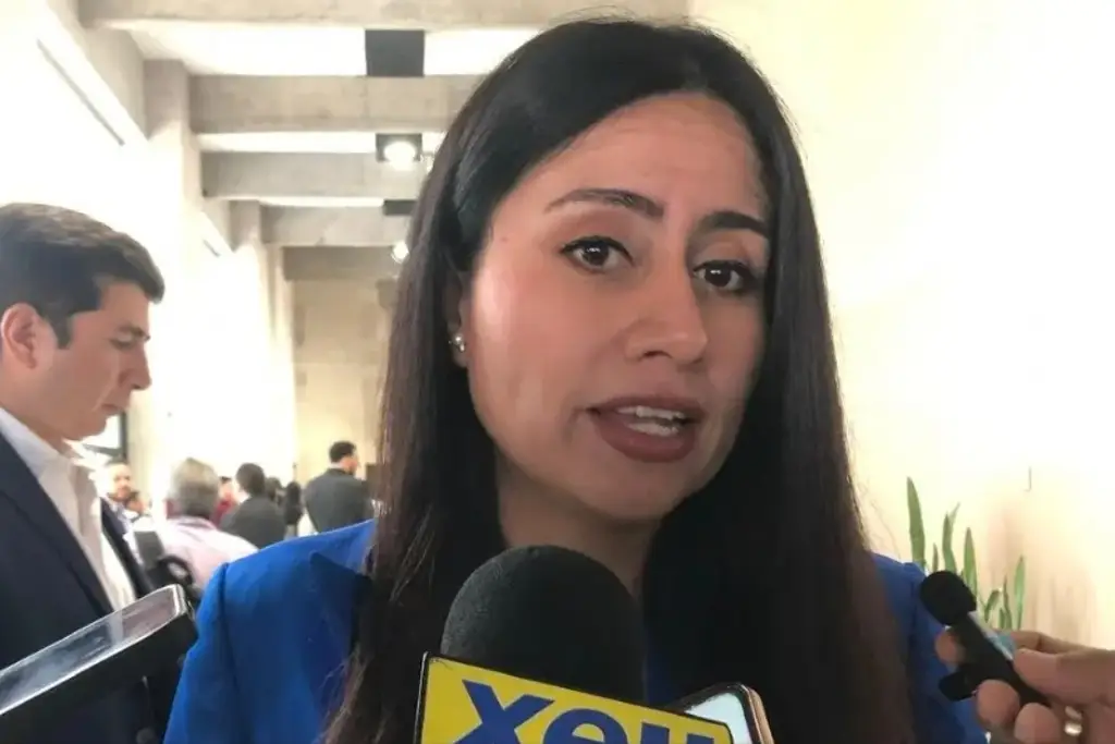 Imagen Diputada presentó exhorto a Congreso del Estado para dar presupuesto a puente de Boca del Río