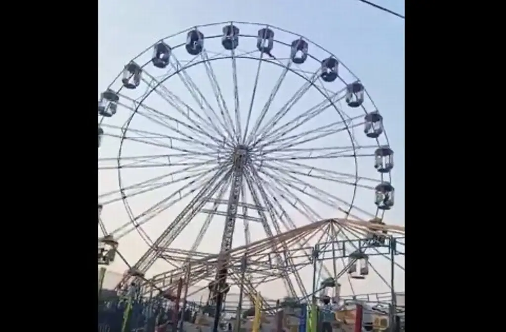 Imagen Niña cae desde lo más alto de rueda de la fortuna 