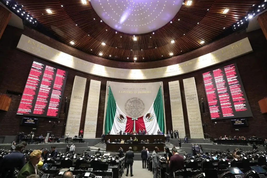 Imagen Diputados aprueban leyes secundarias de la reforma al Poder Judicial; pasan al Ejecutivo