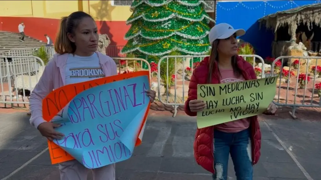 Imagen Desabasto de medicamentos en Cecan pone en riesgo la vida de enfermos de cáncer: Madre de familia