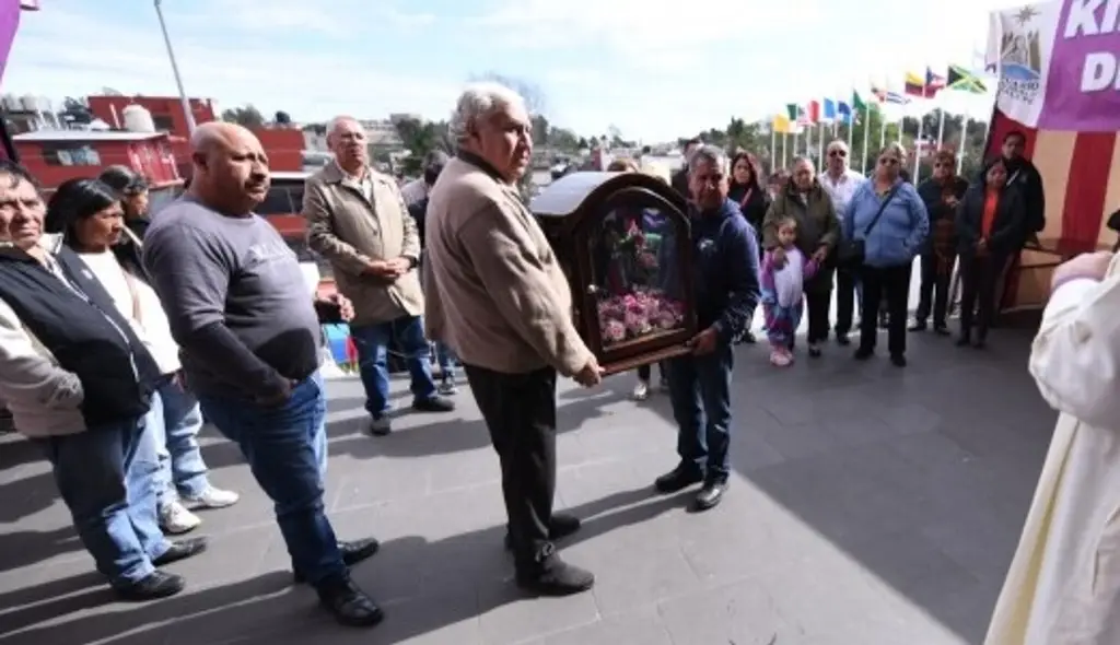 Imagen Comerciantes guadalupanos temen bajas ventas por el paso del frente frío por Xalapa