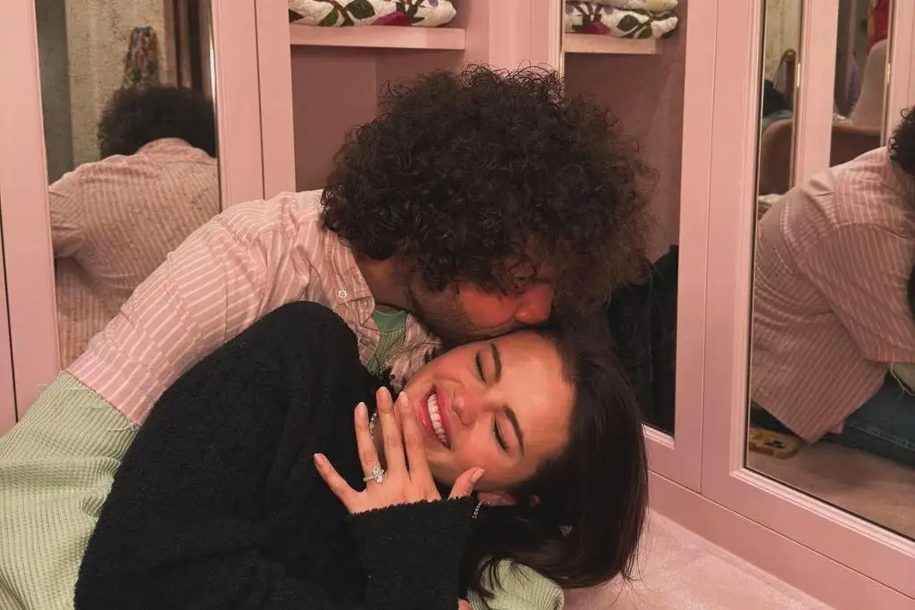 Imagen Selena Gomez se compromete con el productor Benny Blanco