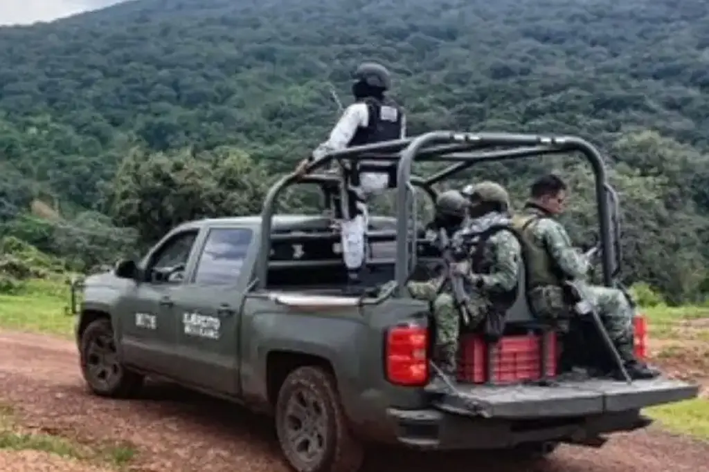 Imagen Suman dos militares muertos por ataque con drones en Michoacán