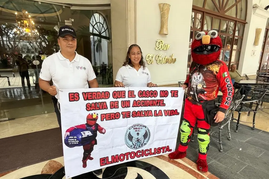 Imagen Exhortan a motociclistas a usar el casco; 3 de 15 motociclistas mueren en accidente