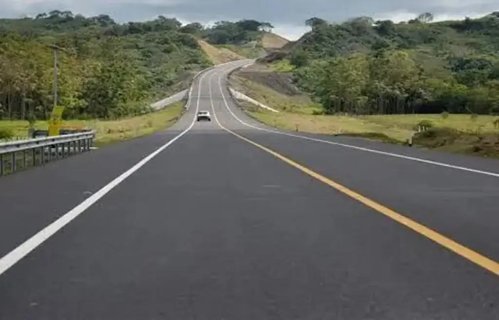 Imagen Anuncian rehabilitación de carretera de entrada a la ciudad de Veracruz