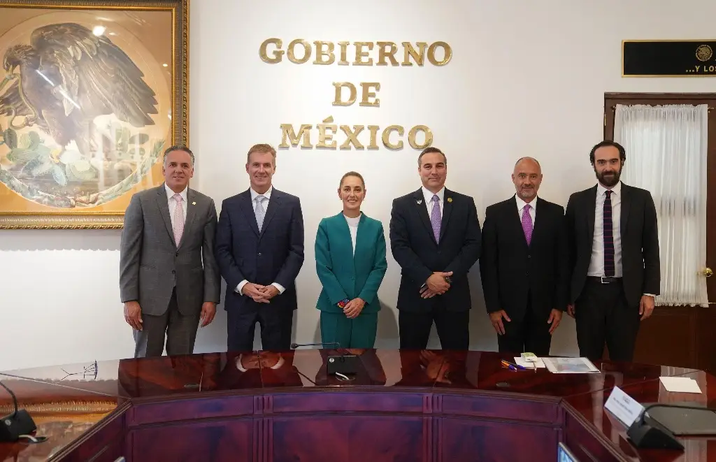 Imagen Sheinbaum se reúne con empresarios canadienses en Palacio Nacional