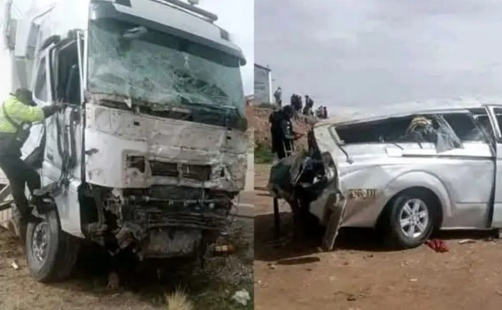 Imagen Al menos 13 muertos deja choque frontal de dos vehículos en carretera de Bolivia