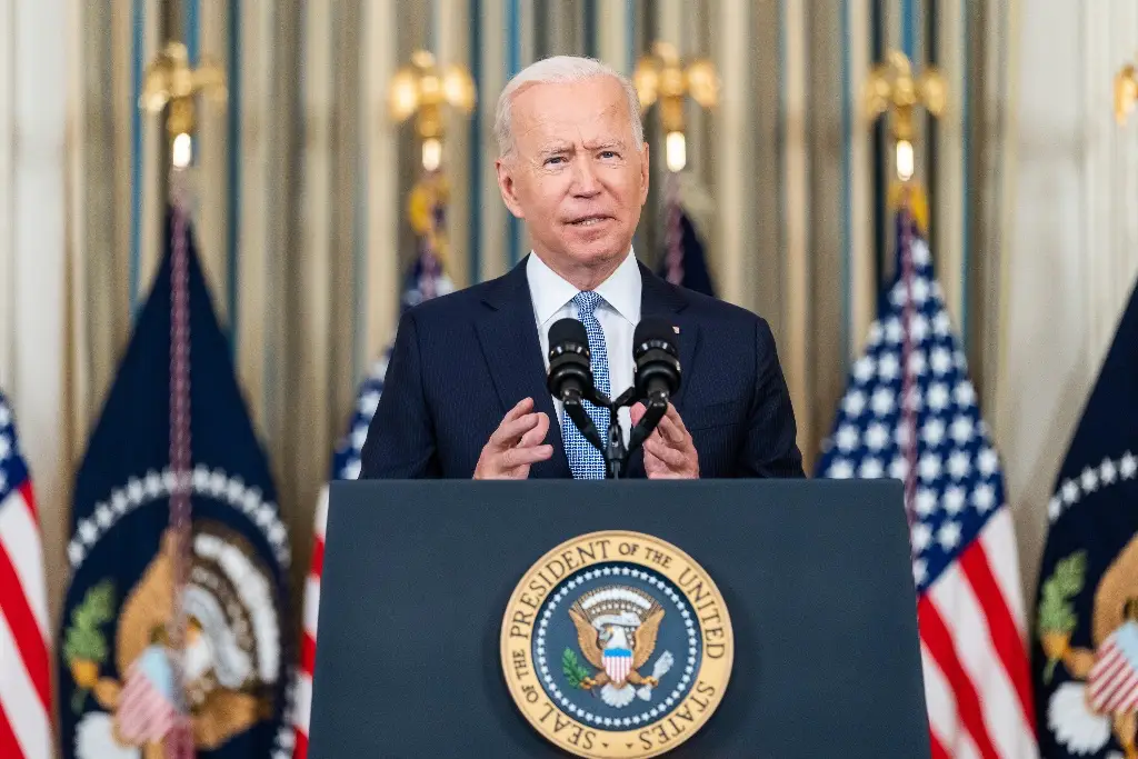 Imagen Firma Biden la ley de presupuestos que evita un cierre de gobierno