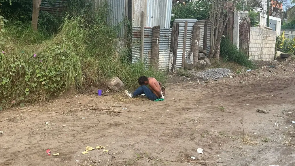 Imagen Vecinos detienen a presunto ladrón en colonia de Veracruz 