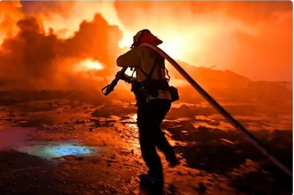 Imagen En Nochebuena, se incendia restaurante en Veracruz