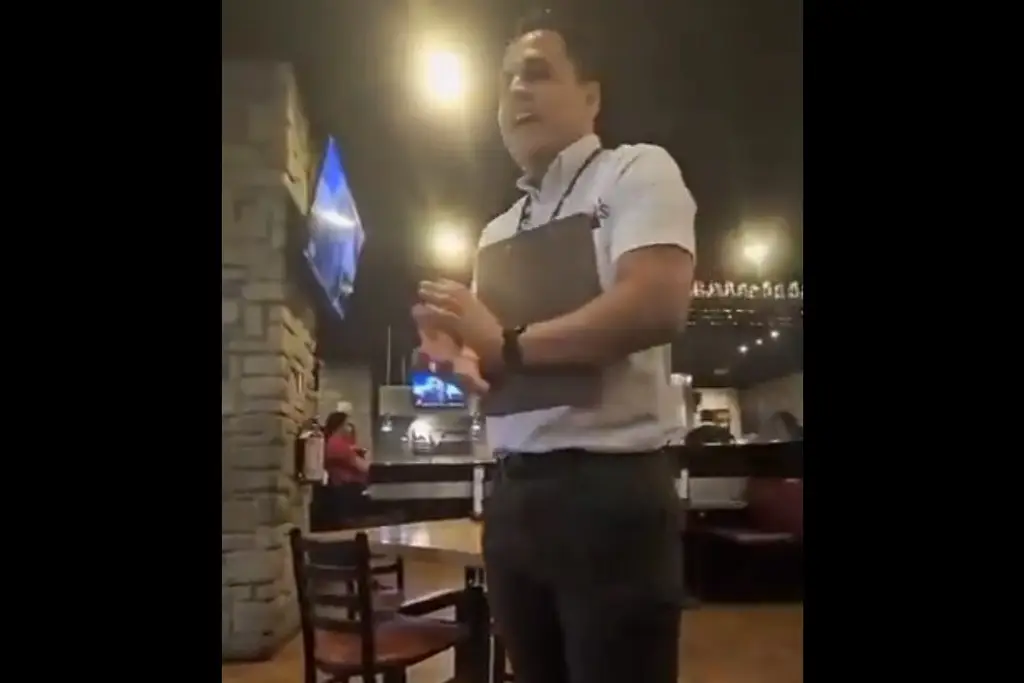 Imagen Restaurante se disculpa tras negar acceso a persona invidente con perro guía en Xalapa (+Video)