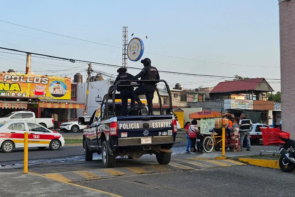 Imagen Asaltan empeño en plaza de Veracruz; el botín asciende a más de 120 mil pesos