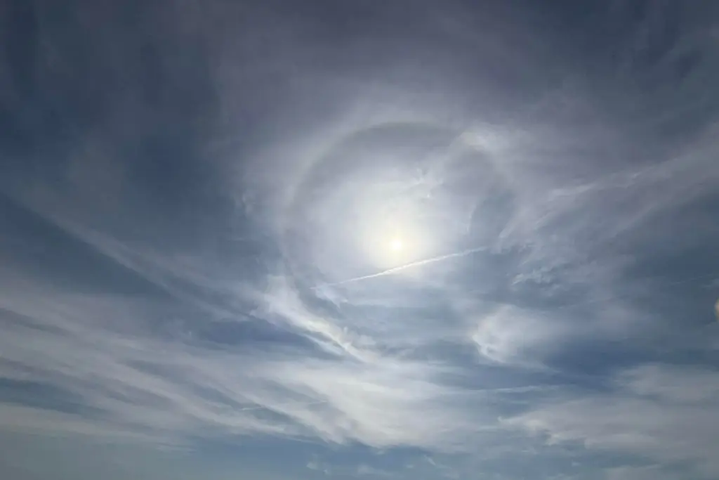 Imagen Captan halo solar en Xalapa, Veracruz