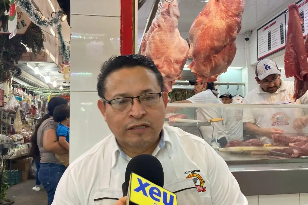 Imagen Carniceros del mercado de Veracruz esperan que en año nuevo sus ventas suban