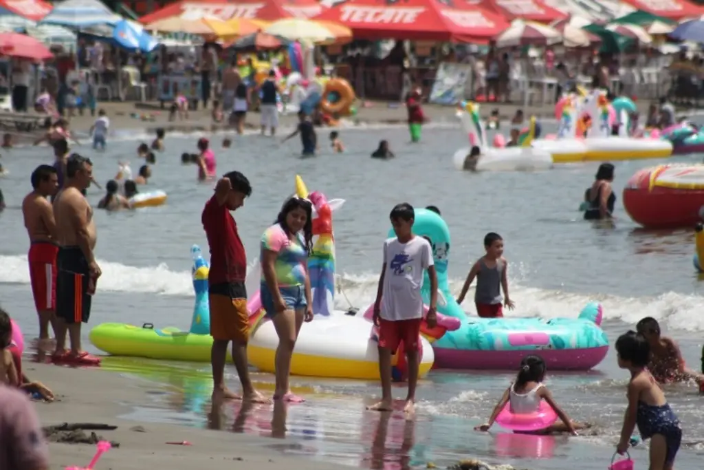 Imagen Esperan que en este año en Veracruz se fortalezca el turismo, la gastronomía y servicios