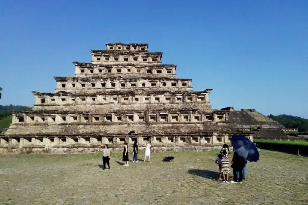 Imagen Sube tarifa para ingresar a zona arqueológica de El Tajín, al norte de Veracruz 