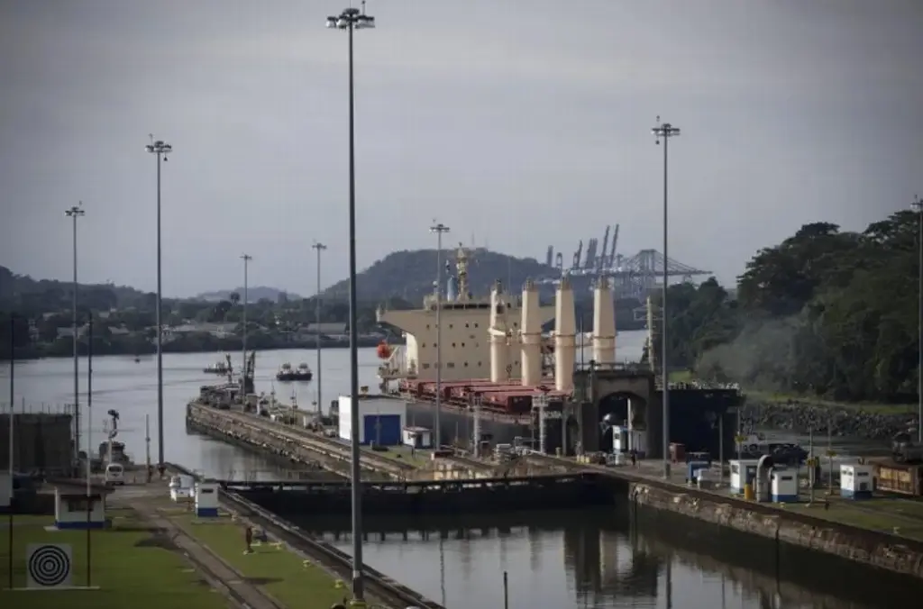 Imagen Trump no descarta el uso de la fuerza militar para tomar el Canal de Panamá