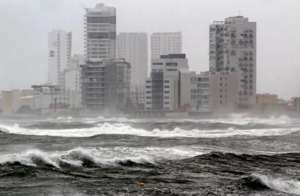 Imagen A esta hora del viernes ingresaría viento del norte con rachas de hasta 90 km/h a Veracruz