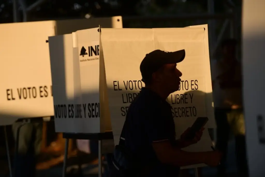 Imagen Internos de penales en Veracruz podrán votar en elecciones municipales