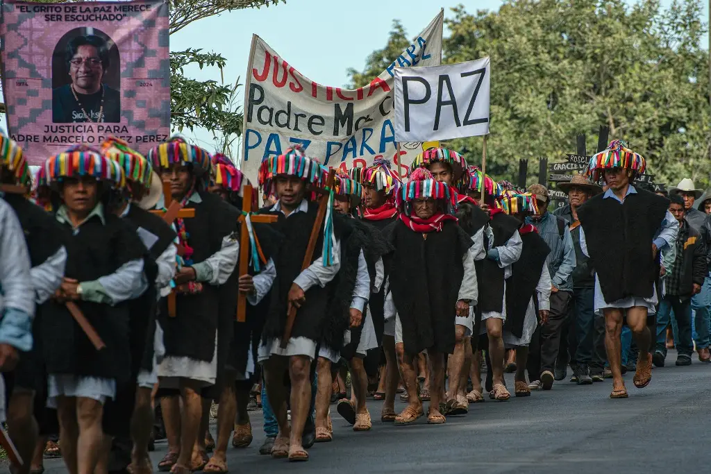 Imagen Indigenas marchan para exigir justicia y desarme de grupos criminales en Chiapas