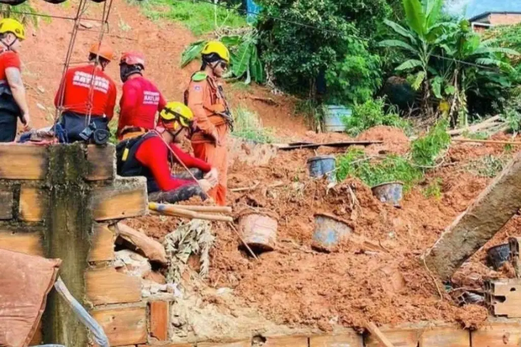 Imagen Al menos 7 muertos dejan fuertes lluvias en Minas Gerais, Brasil