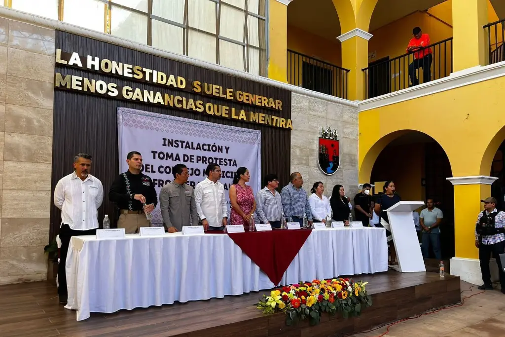 Imagen Tras detención de alcalde, nombran concejo municipal en Frontera Comalapa, Chiapas