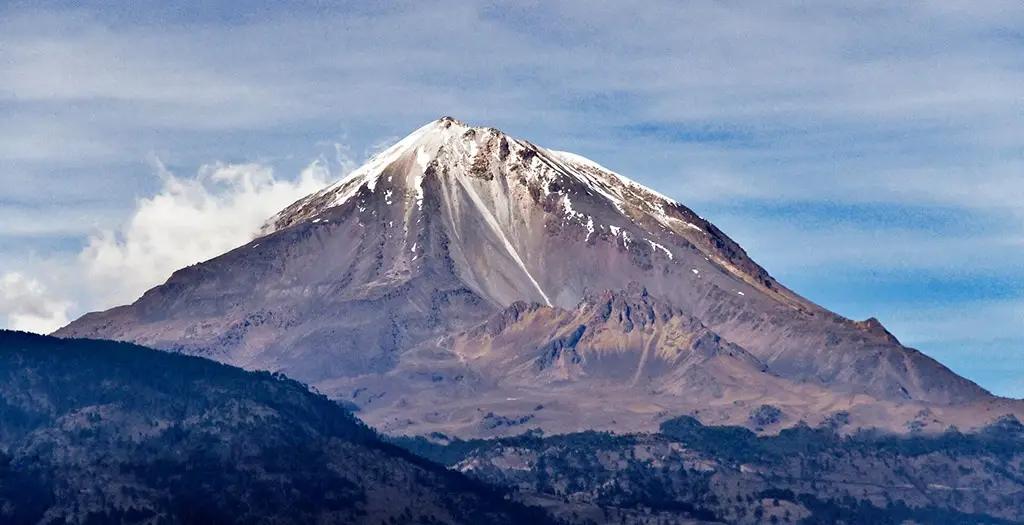 Imagen Reportan el extravío de 2 hombres en el Pico de Orizaba