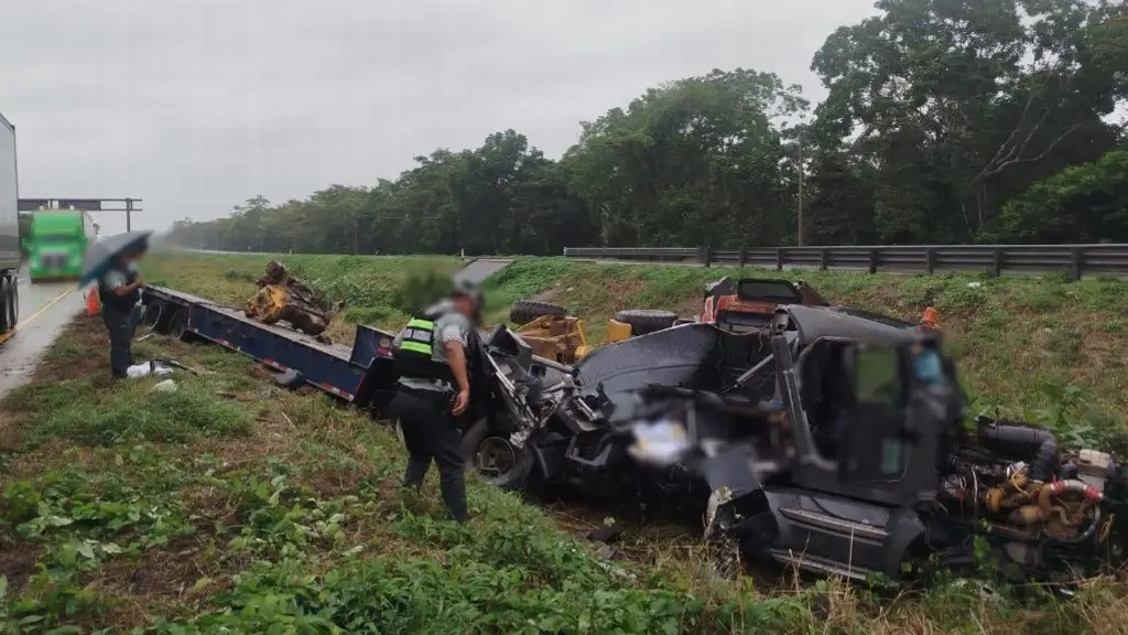 Imagen Por fuerte accidente, hay cierre parcial de circulación en carretera Coatzacoalcos-Villahermosa