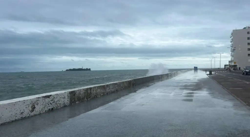 Imagen Prácticamente lista la obra del socavón en el bulevar Manuel Ávila Camacho en Boca del Río