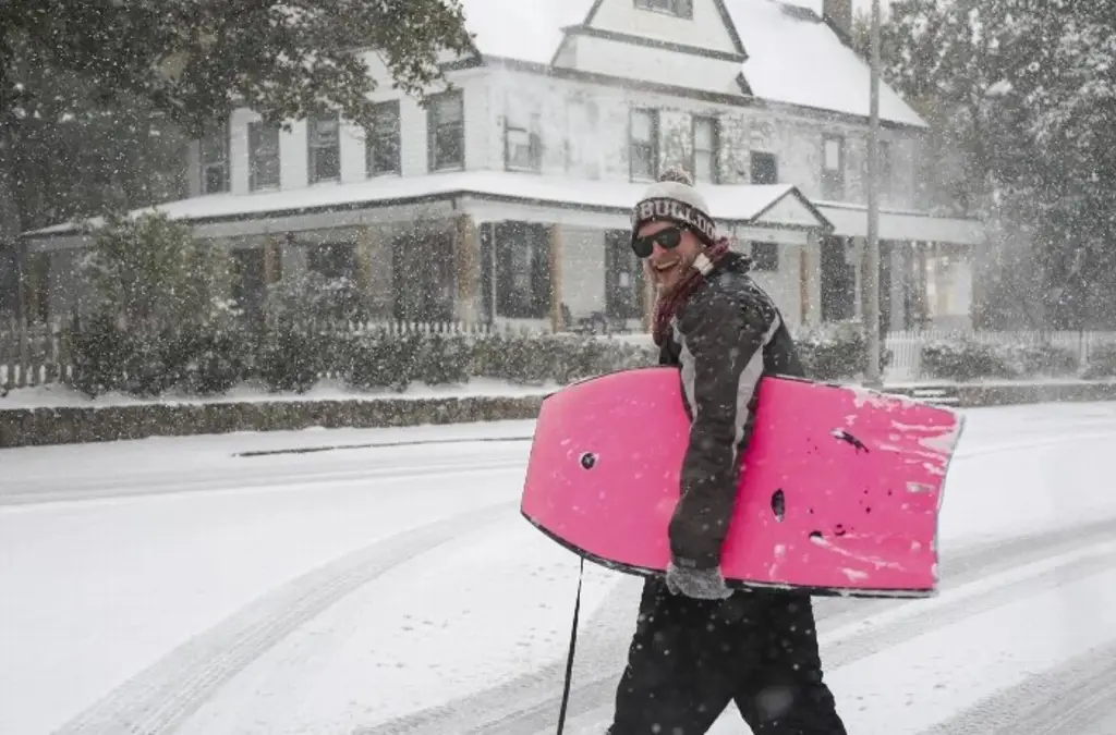 Imagen Nevadas récord e inusuales en Nueva Orleans, Houston y en ¡Pensacola Beach! (+Video)