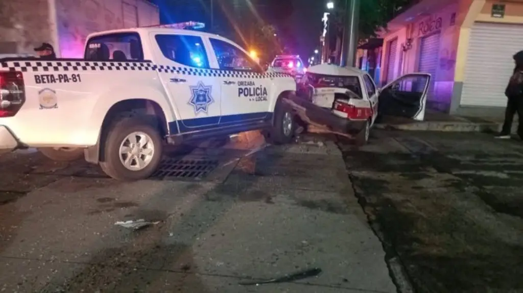 Imagen Patrulla de Orizaba choca contra taxi en Orizaba