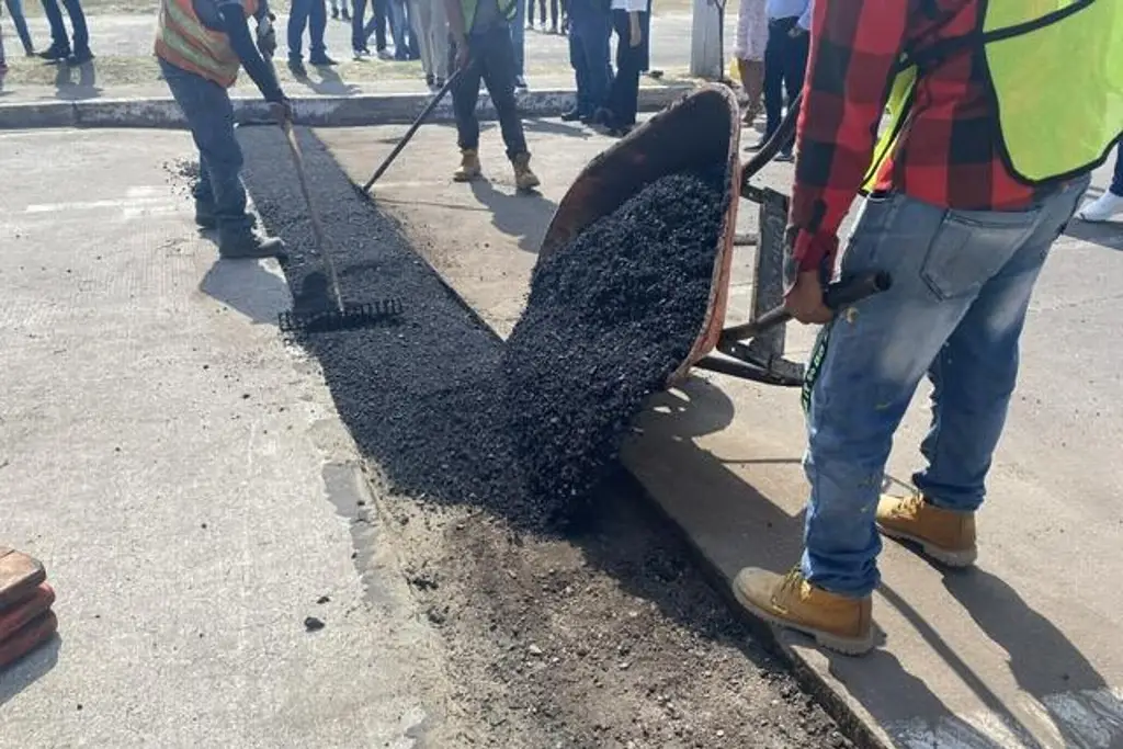 Imagen Aumentan cuadrillas de bacheo en Boca del Río