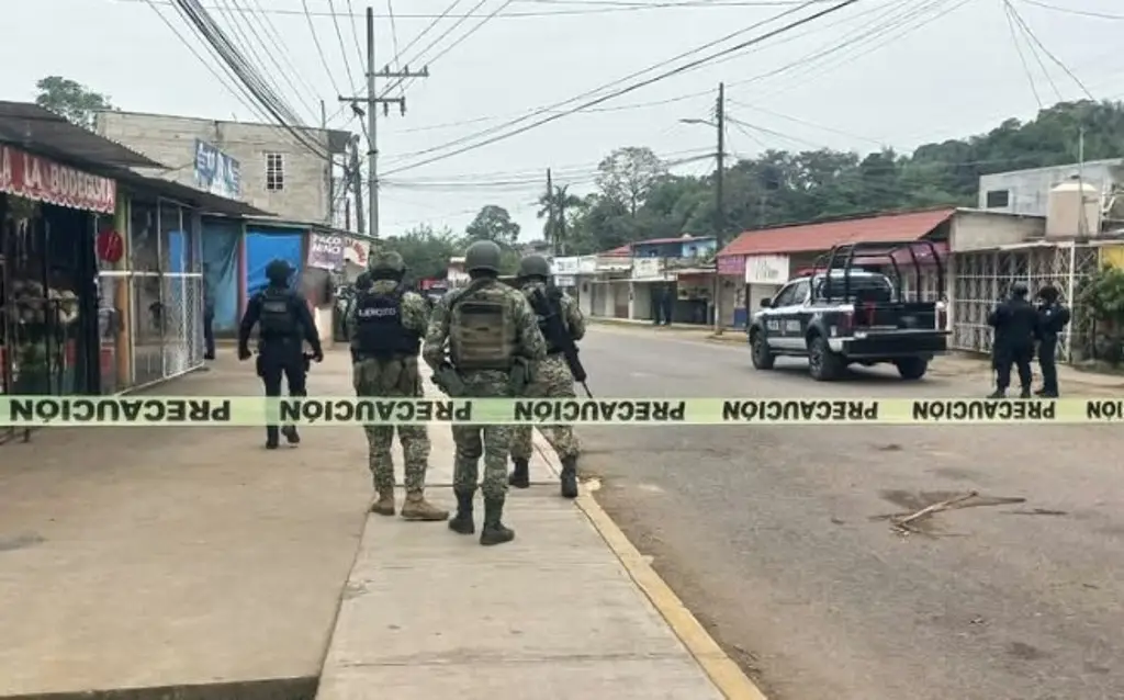 Imagen Matan a 4 policías en ataque armado en Tuxtepec; hay 2 civiles lesionados