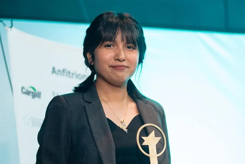 Imagen Entregarán a Ángela Olazarán, la mejor estudiante del mundo, el Premio Estatal a la Mujer 2025