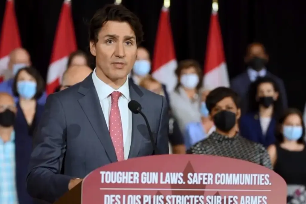 Imagen Canadá responderá 'con fuerza' a los aranceles que Trump quiere imponer, afirma Trudeau