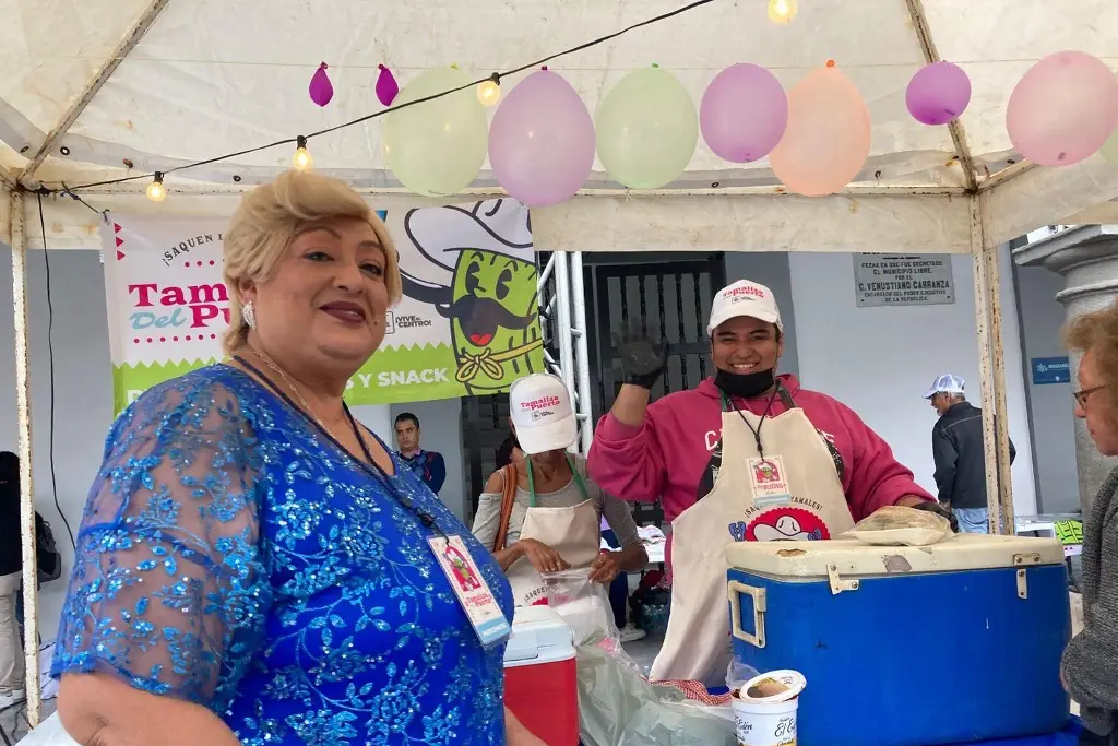 Imagen Hasta ‘Paquita la del Barrio’ fue a la Tamaliza del Puerto de Veracruz