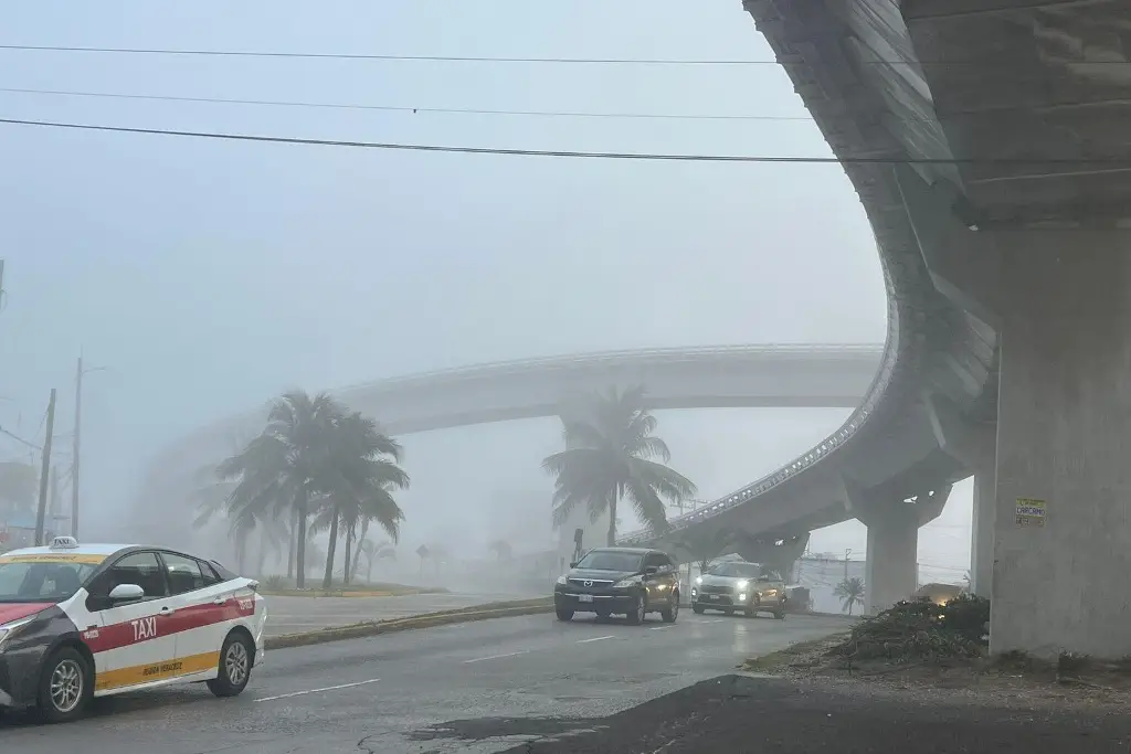 Imagen Densa niebla esta mañana en Veracruz - Boca del Río