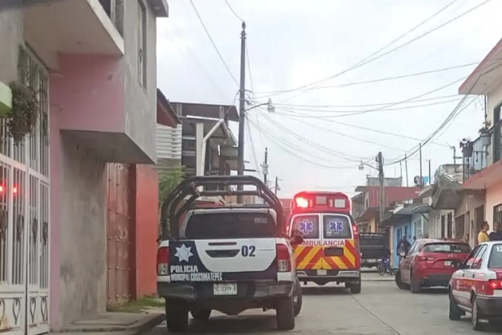 Imagen Sujeto apuñala a su propia madre con unas tijeras 