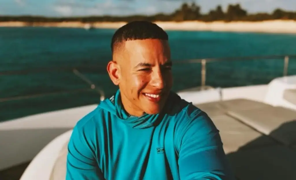 Imagen Esposa de Daddy Yankee entrega documentos de las corporaciones para poner fin a pleito