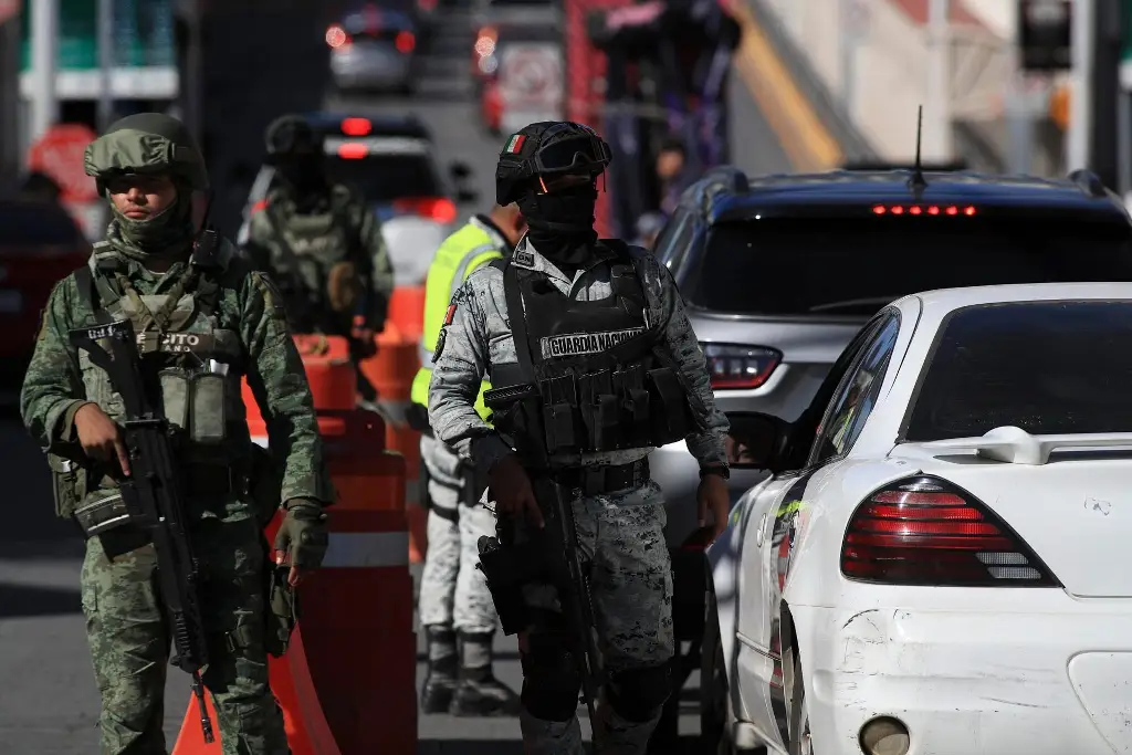 Imagen Ejército y GN inician revisiones en puentes internacionales de Ciudad Juárez