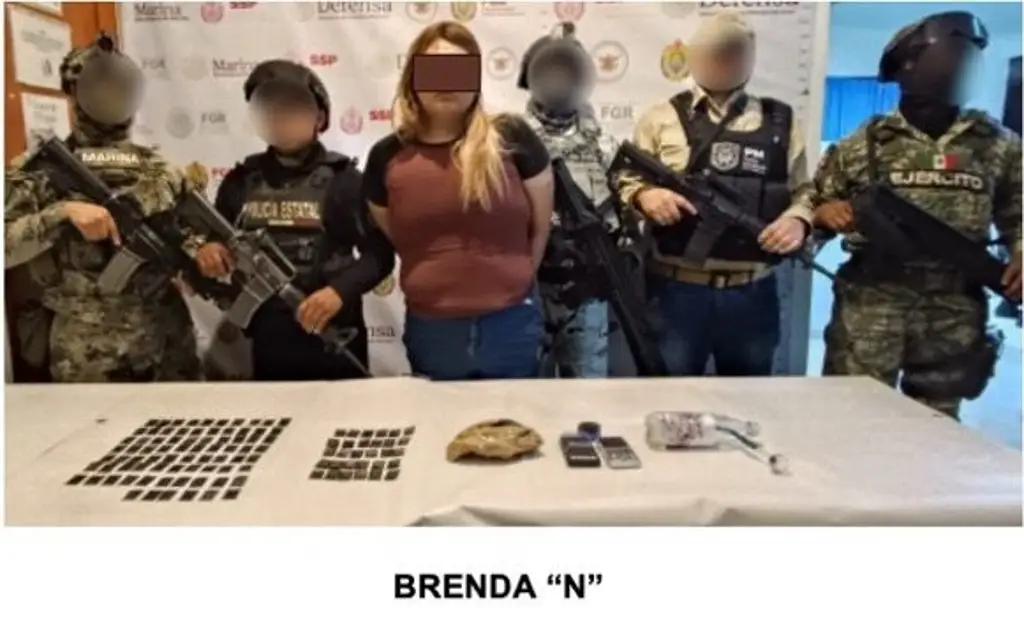 Imagen Detienen a mujer con drogas en tienda departamental 