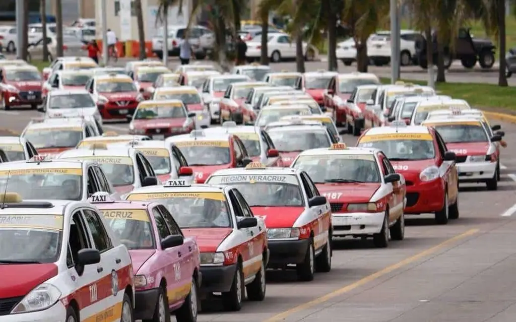 Imagen Con cámaras de seguridad taxistas de Veracruz se protegen de inseguridad