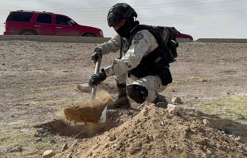 Imagen Guardia Nacional excava en frontera con EU en busca de túneles clandestinos