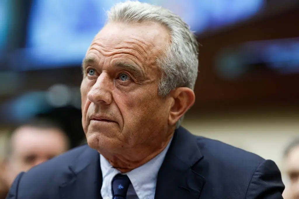 Imagen Robert F. Kennedy Jr. es confirmado como secretario de Salud en EU