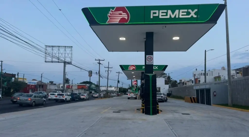 Imagen Asaltan por tercera vez gasolinera en Boca del Río 