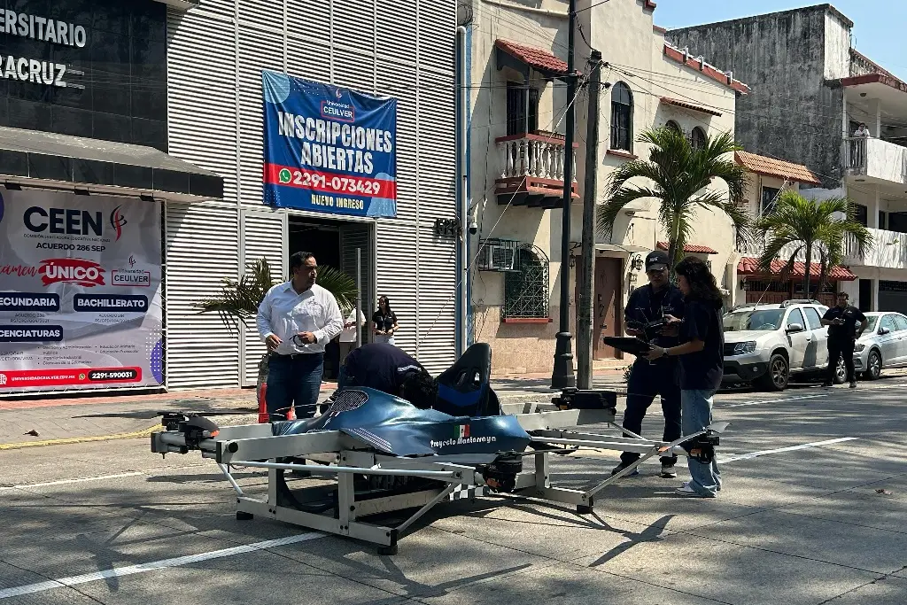 Imagen Este es el vehículo aéreo que jóvenes universitarios de Veracruz crearon (Fotos+Video)