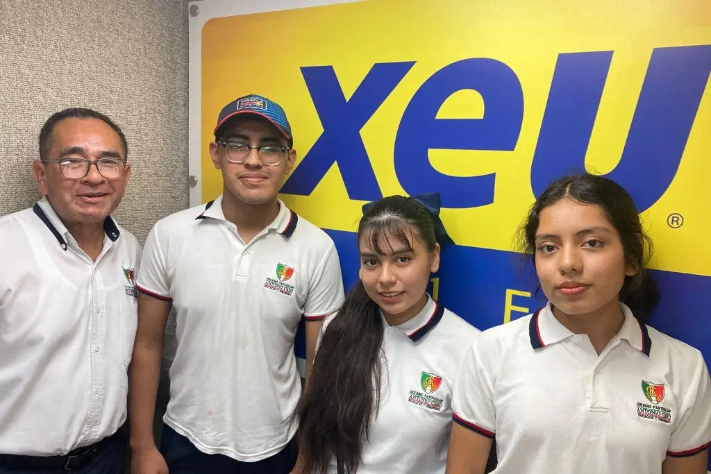 Imagen Alumnos de Veracruz ganan competencia en experimentos de física; ahora representarán a México