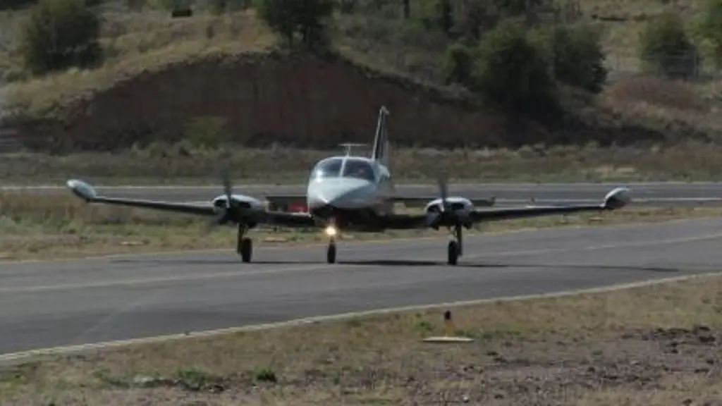 Imagen Deja dos muertos choque de avionetas en Arizona, esto se sabe 